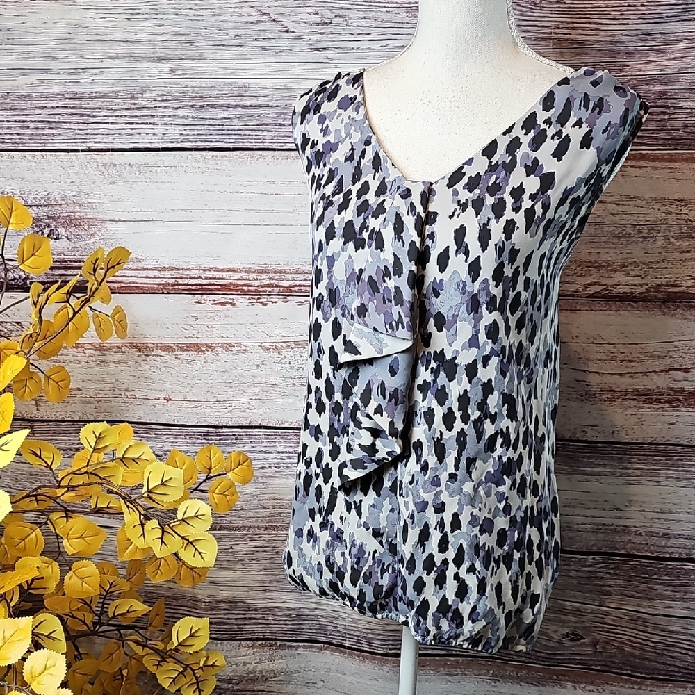 ANN TAYLOR LOFT G4AY LEOPARD PRINT R7FFLE FRONT PULLOVER TANK TOP